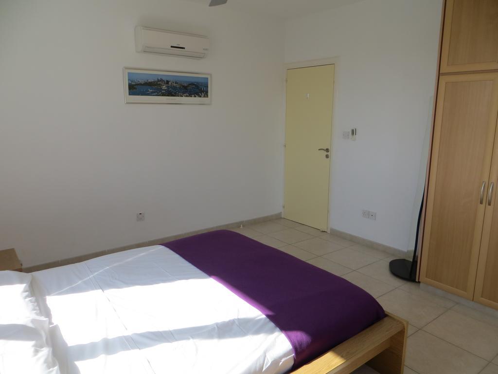 Melania Apartment Paphos Esterno foto